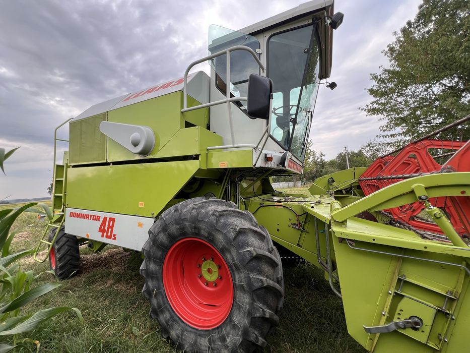 Свіжопривезений комбайн Claas dominator 48s гідравлічна вигрузна