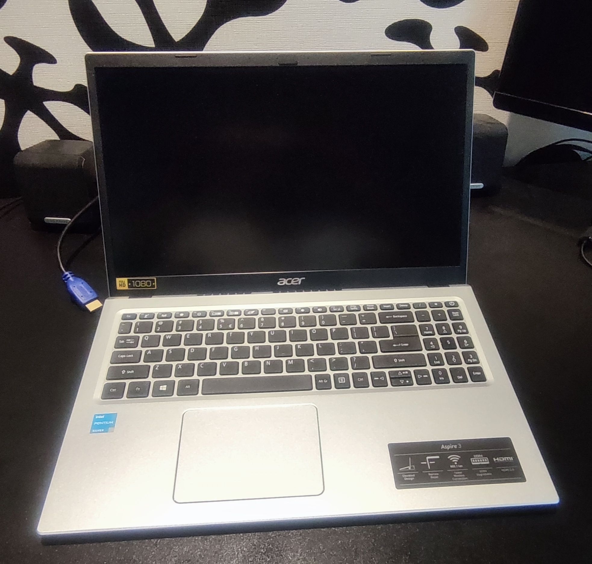 Acer Aspire 3 N6000 8GB/512SSD Win10 FHD