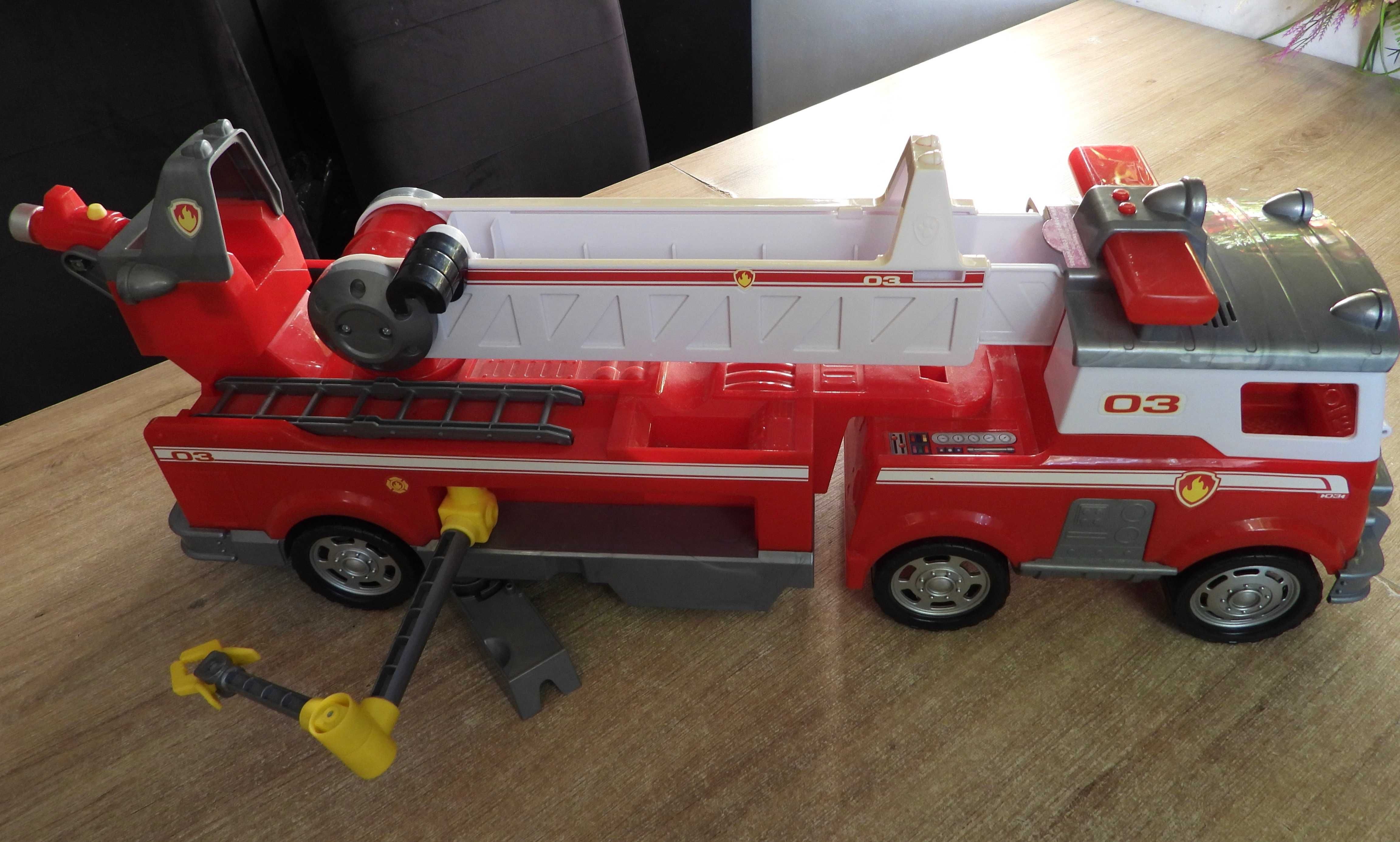 Wielki wóz strażacki Psi Patrol, 63 cm długości, straż pożarna