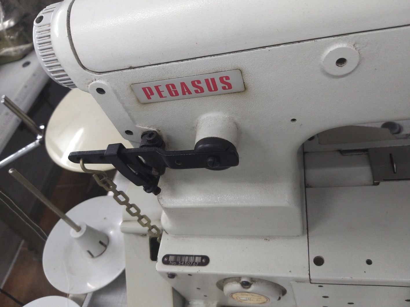 Maquina costura profissional
- Recobrimento / Colarete