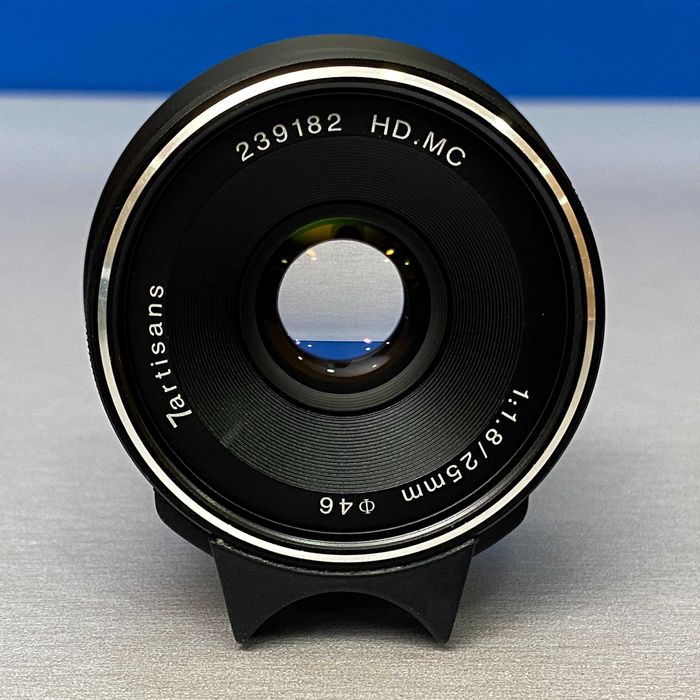 7Artisans 25mm f/1.8 (Canon EF-M)