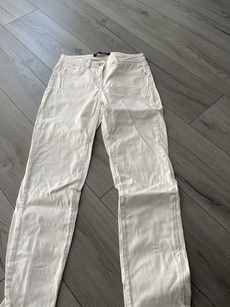 Spodnie białe 36 top secret