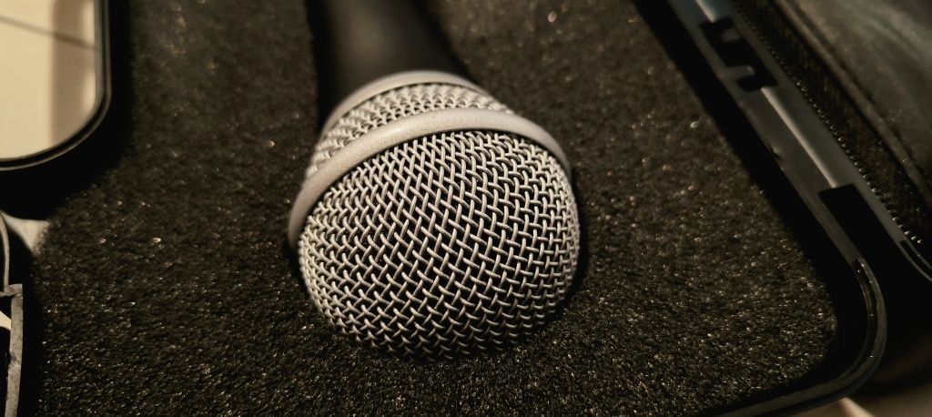 Microfone Reloop Novo