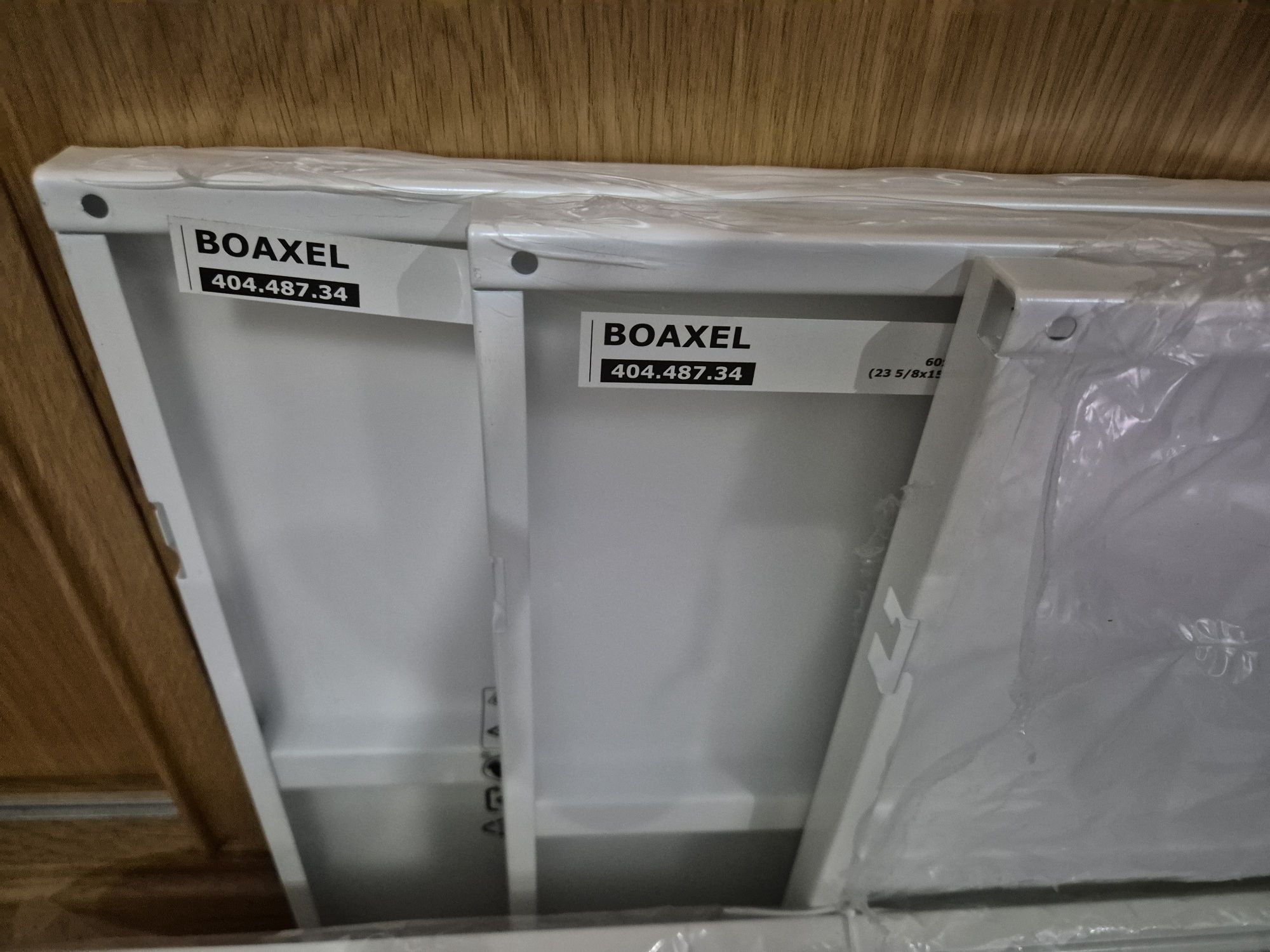 Cestos e prateleiras IKEA - Boaxel