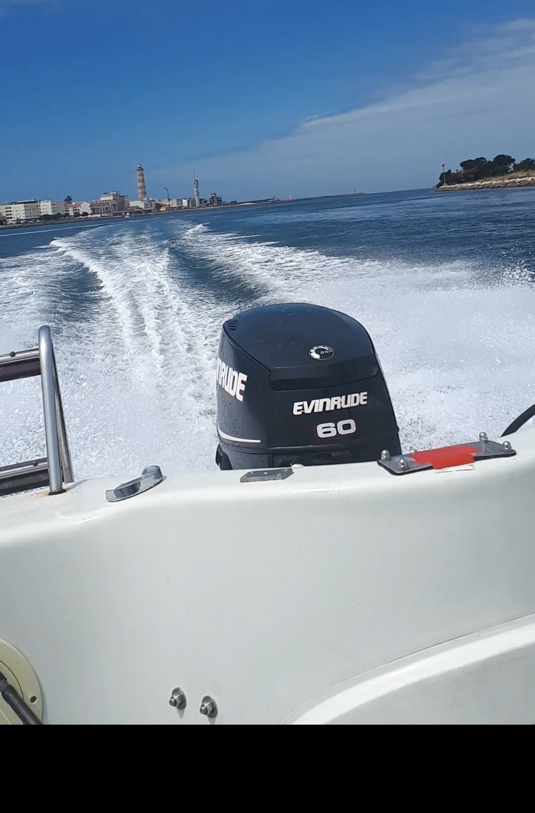 Quicksilver sport 470+ evinrude e-tec 60cv