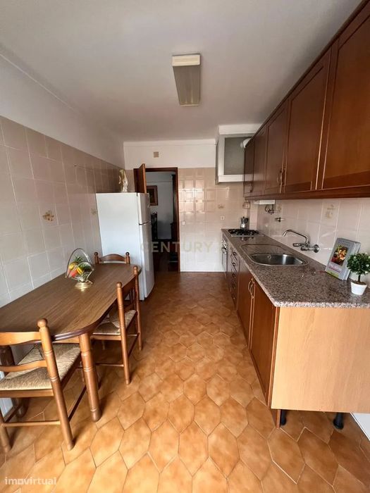 Apartamento T1 Com 85M2, No Centro De S.b.messines