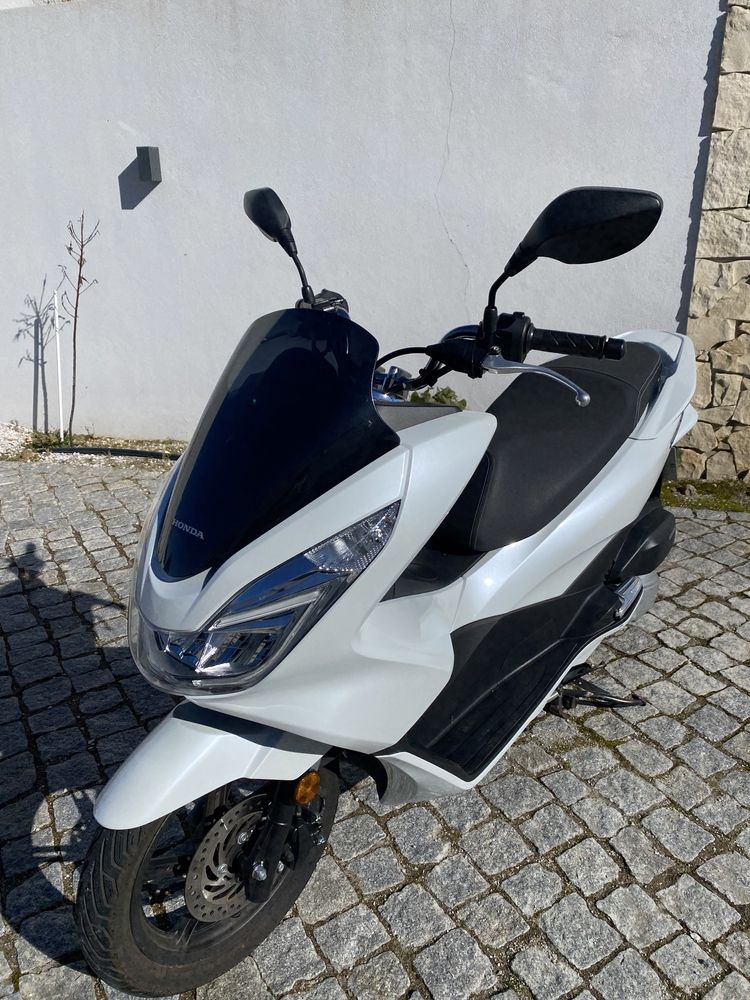 Honda Pcx 125 scooter