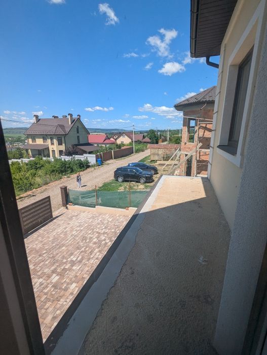 Продається будинок у двох рівнях