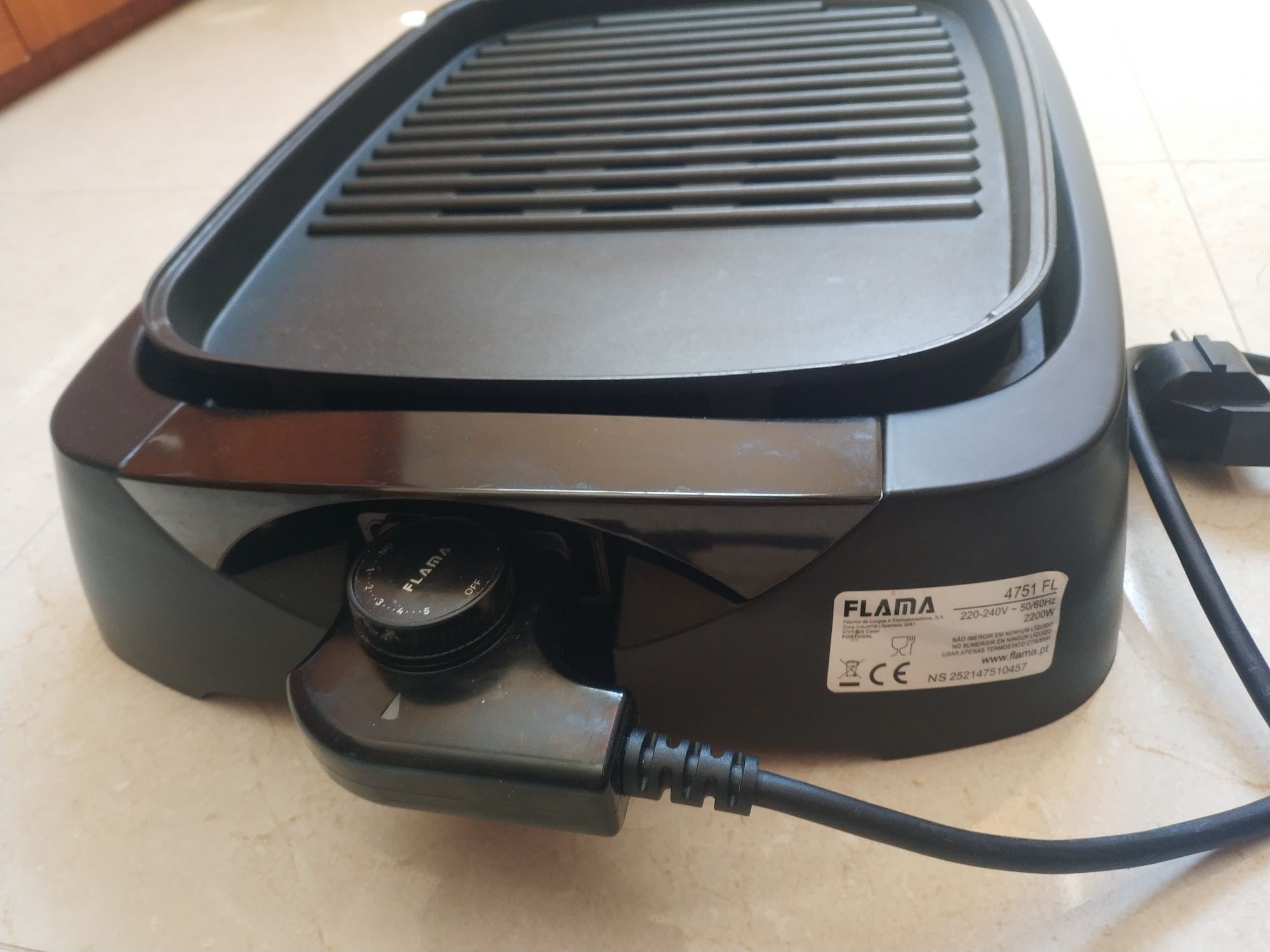 Grelhador FLAMA 4751FL como novo 30€