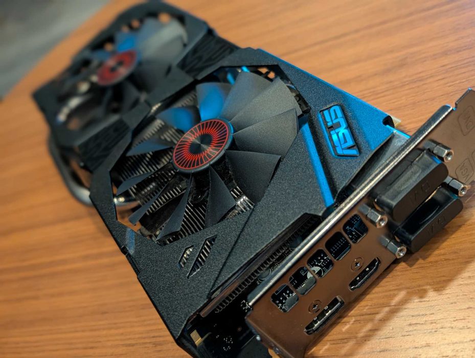 Asus STRIX GTX 970 DirectCU II OC