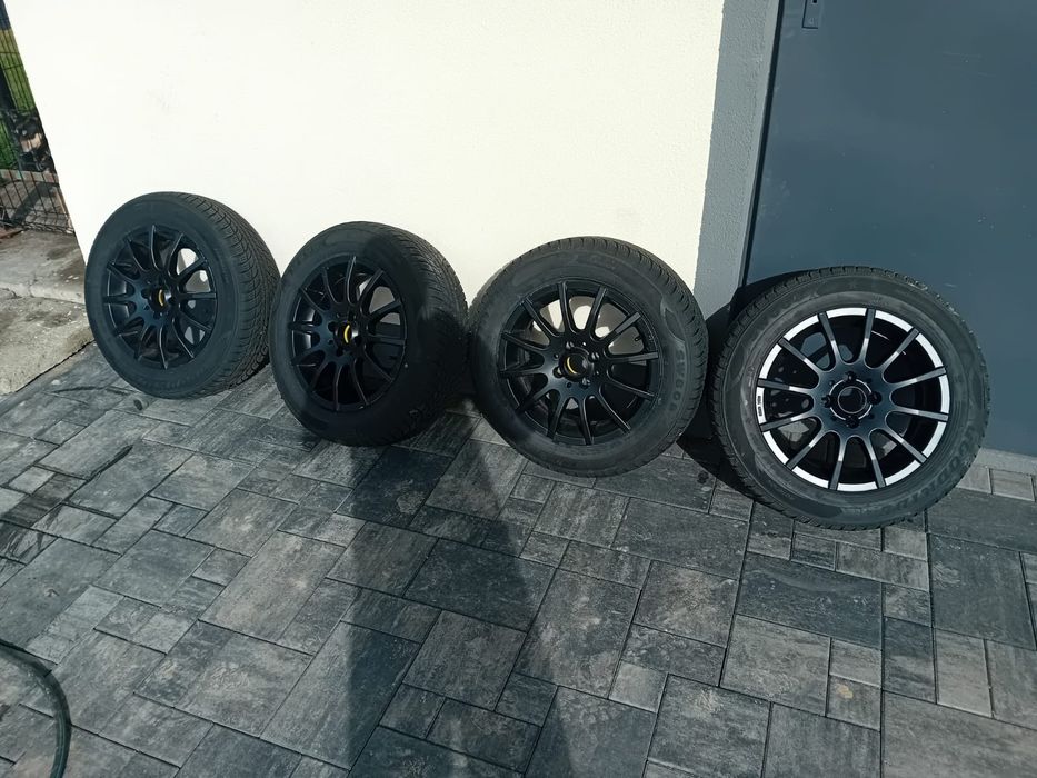 Felgi aluminiowe do Renault z oponami zimowymi 185/65 R15