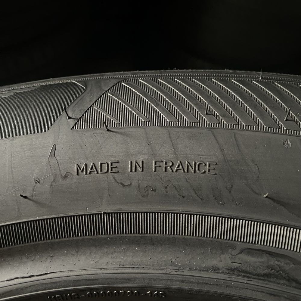 Шини 215/60/16 - 2шт Goodyear EfficientGrip 2