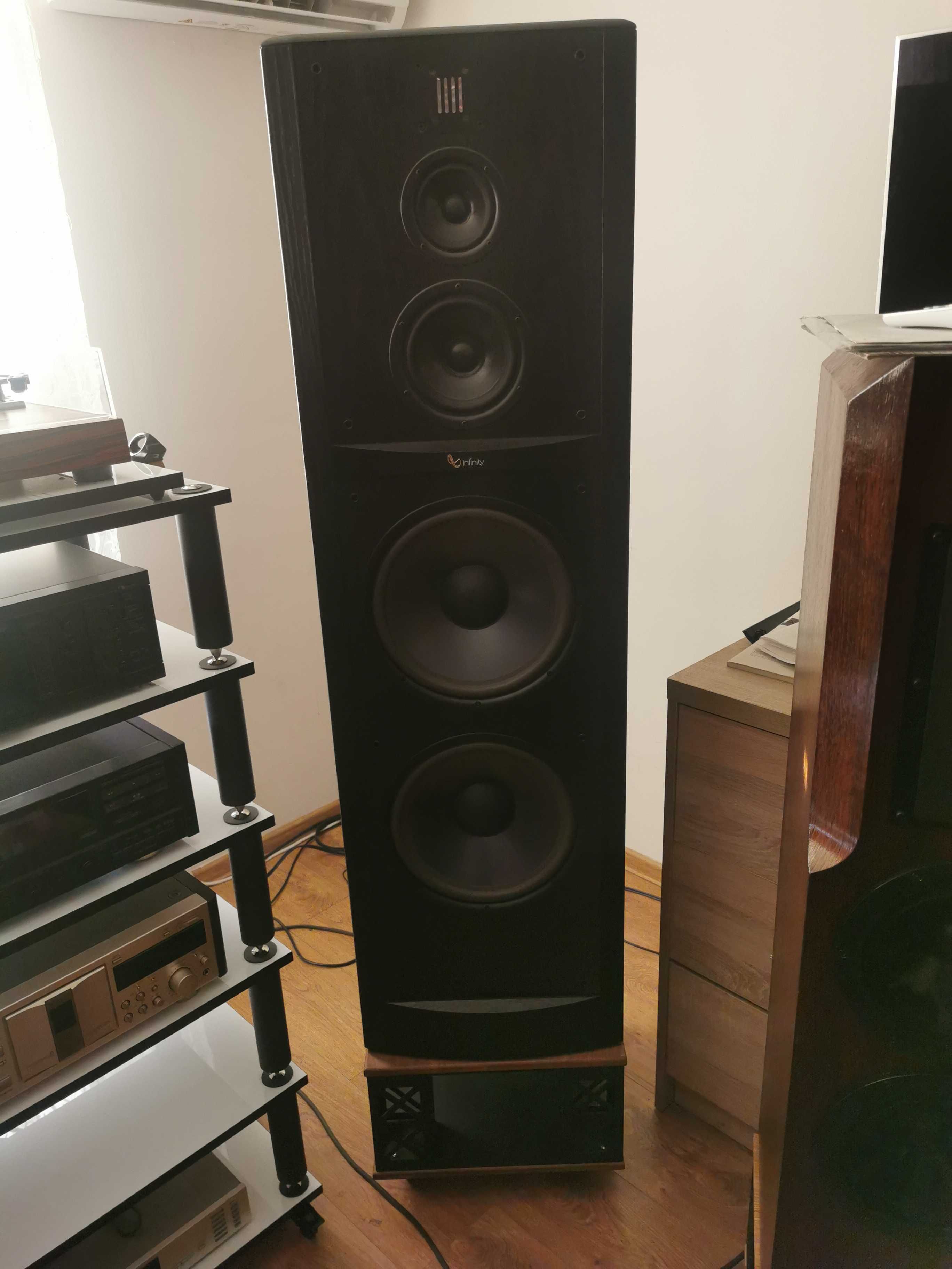 kolumny Imfinity kappa 100. Potężnie kolumny głośnikowe