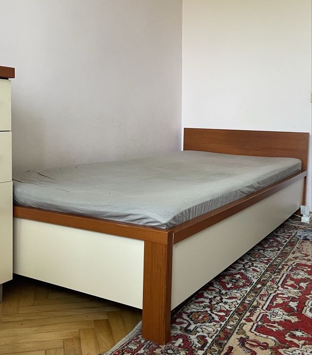 Меблі б/у польської фабрики Black Red White для підлітка/в дитячу