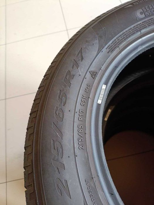 Комплект шин б/у 215/65R17 99H Pirelli Scorpion Winter