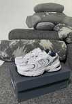 Biały^nadzieja^NewBalance530^UnisexTrampki Roz.36
