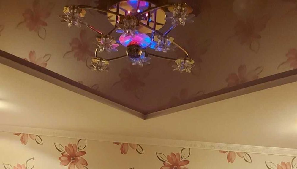 Галогеновая люстра