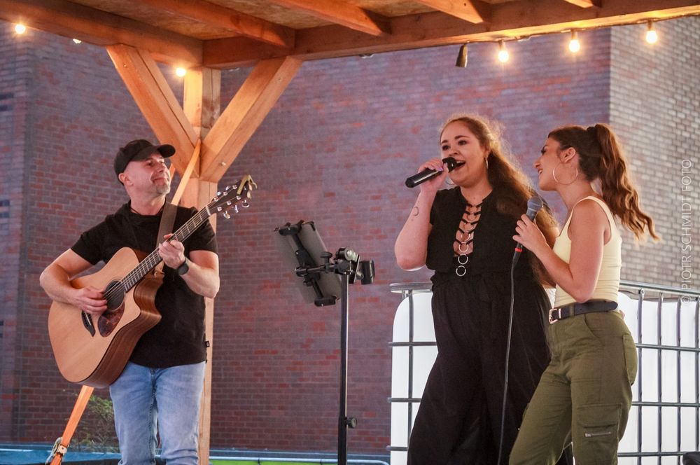 Lekcje śpiewu/ pisanie piosenek/ social media/ promowanie się w sieci