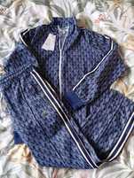 Komplet dresowy bawełniany Lacoste, monogram granatowy rozmiar M