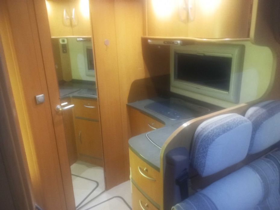 Autocaravana integral frankia ar condicionado