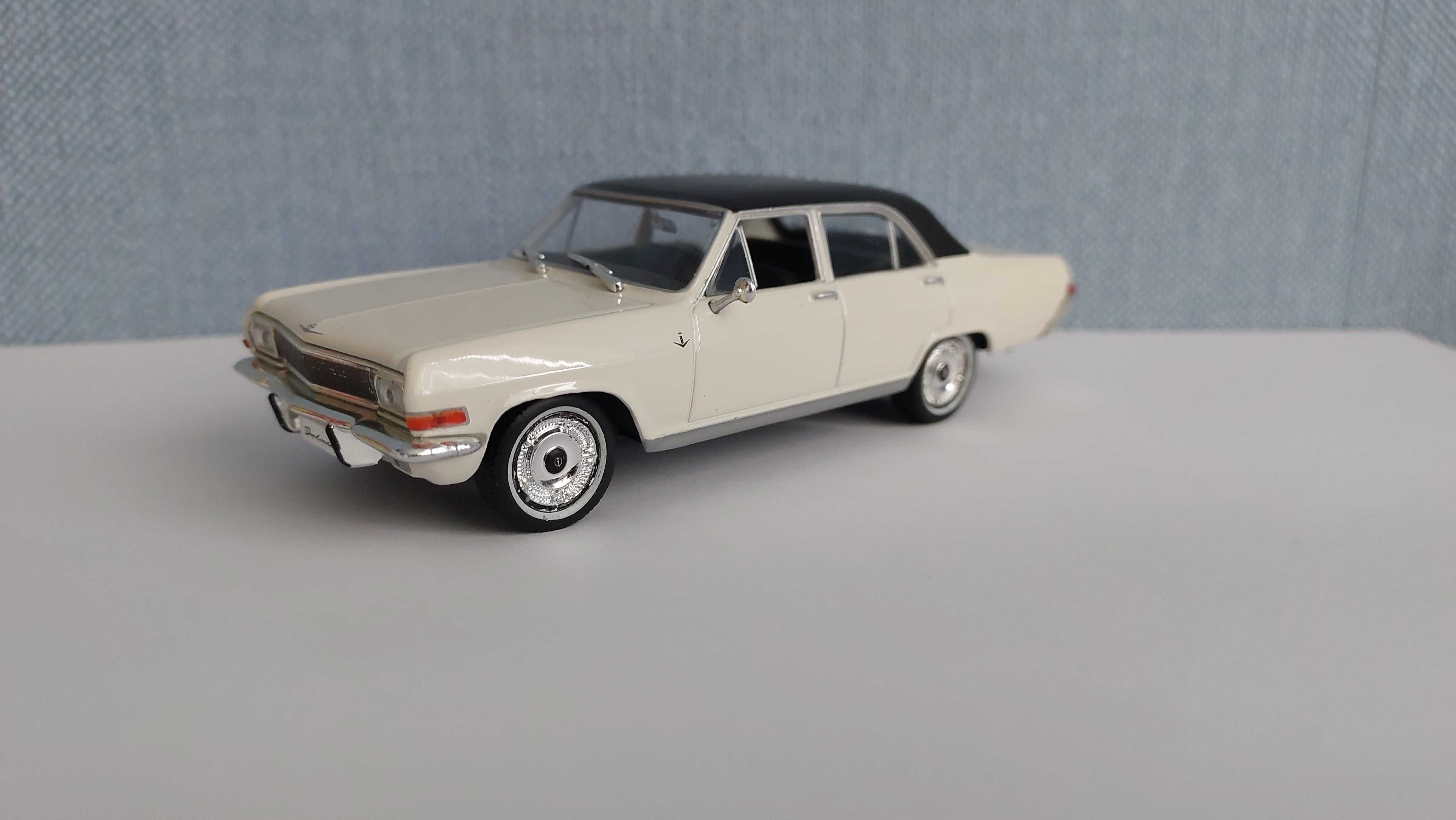 OPEL Diplomat V8 limousione 1:43 IXO