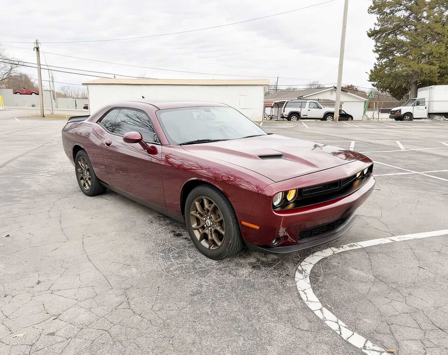 Dodge Challenger      2018