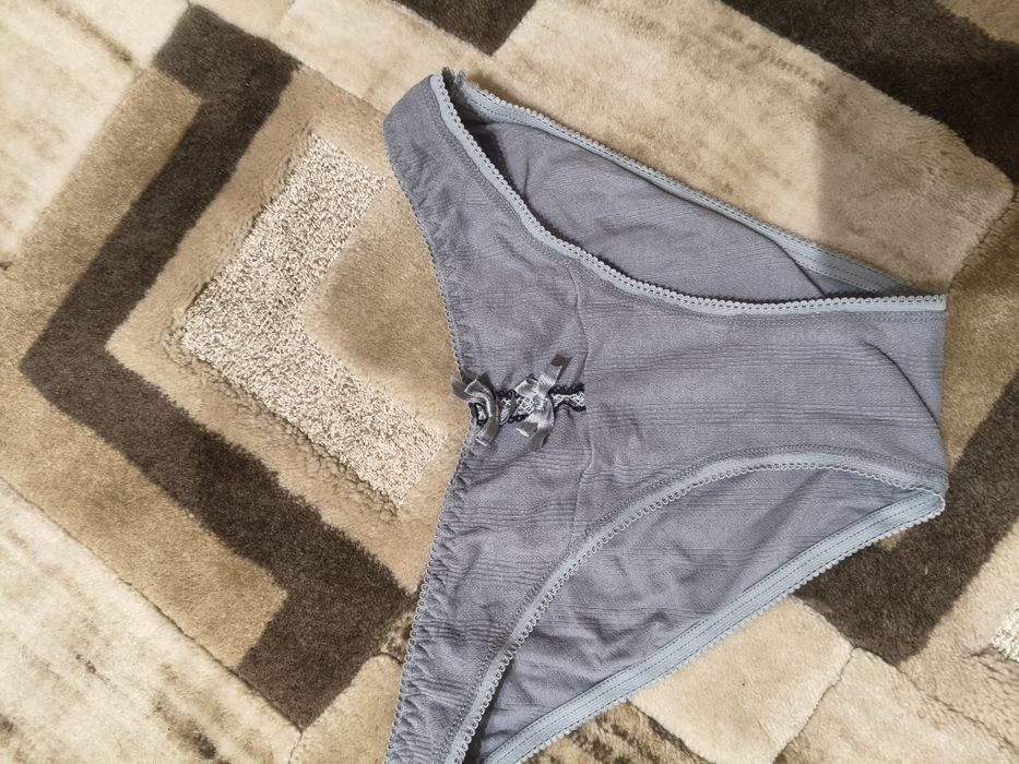 Продам трусики жіночі