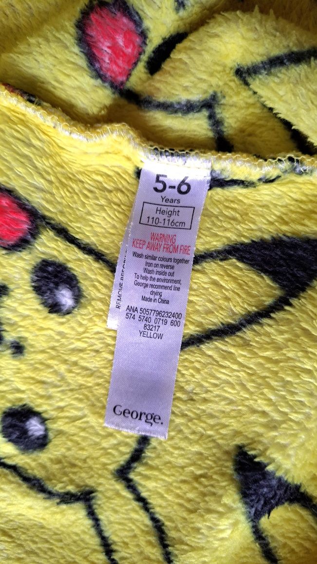 Kombinezon piżamka onesie Pikachu pokemon r.110/116