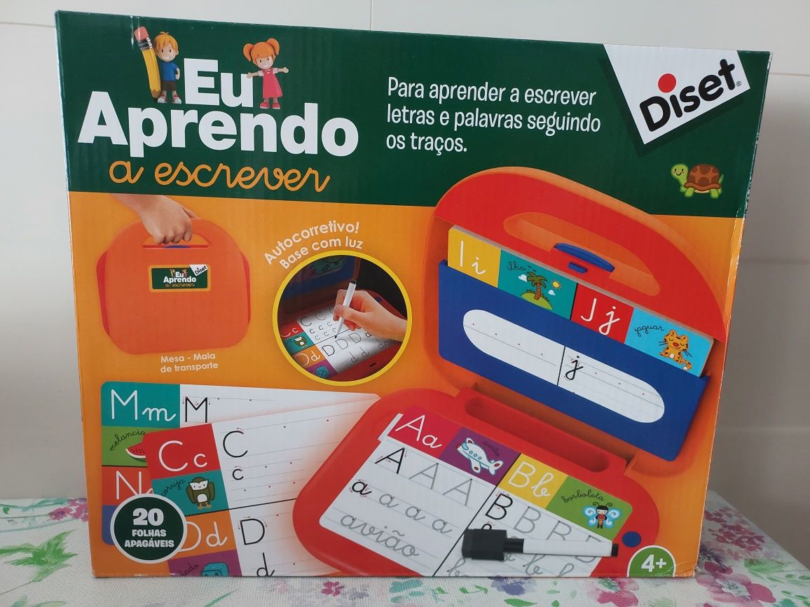 Jogo "Eu Aprendo a Escrever" marca Diset