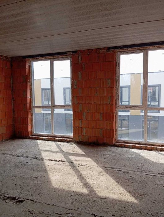 2-поверховий таунхаус 131 м² з власним двориком і паркомісцем