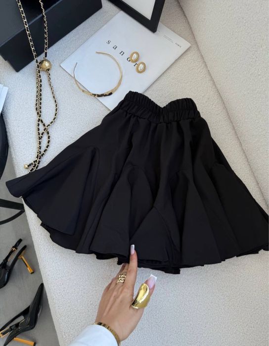 Продам спідницю шорти розмір м