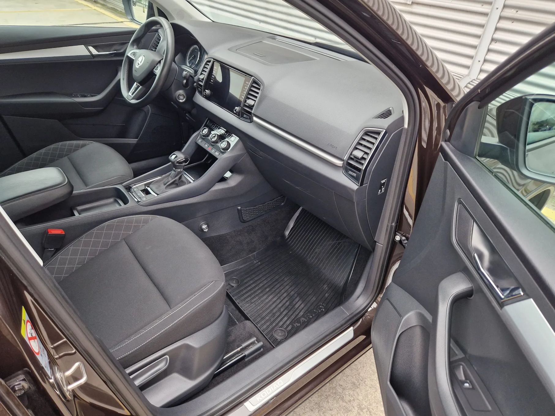 Skoda Karoq Niski Przebieg Automat Benzyna 150KM 1Właściciel Bezwypadkowy Salon PL
