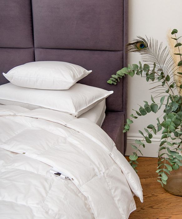 Kołdra AMZ DREAM wiosenna puch 90% 135x200cm Kremowy