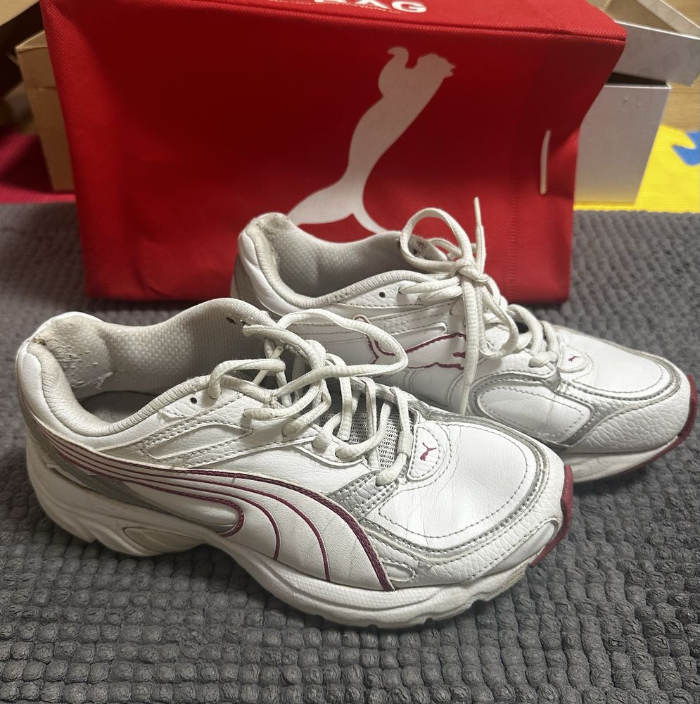 Оригінальні кросівки Puma, р. 37, б/у