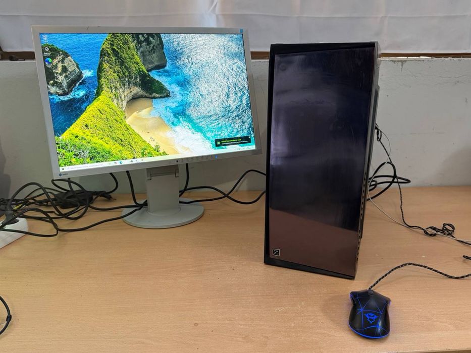 Ігровий комп’ютер Xeon E3-1231 v3 / 24 ГБ / GTX 750 / SSD 224 ГБ