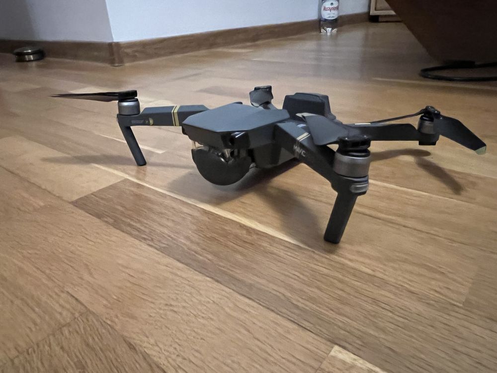 Sprzedam drona DJI Mavic Pro Combo