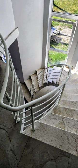 Нержавійка і вироби: перила, поручні, дашки, огорожі

Виготовлення та