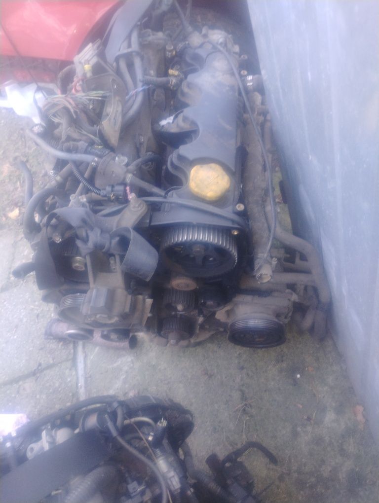 Silnik Fiat Doblo Fiat Punto2  19 JTD mulijet na poszczególne części