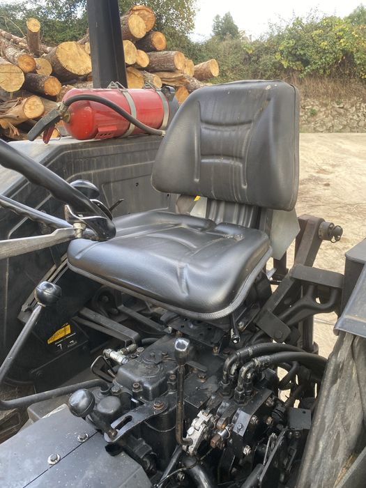 Trator Valmet 785