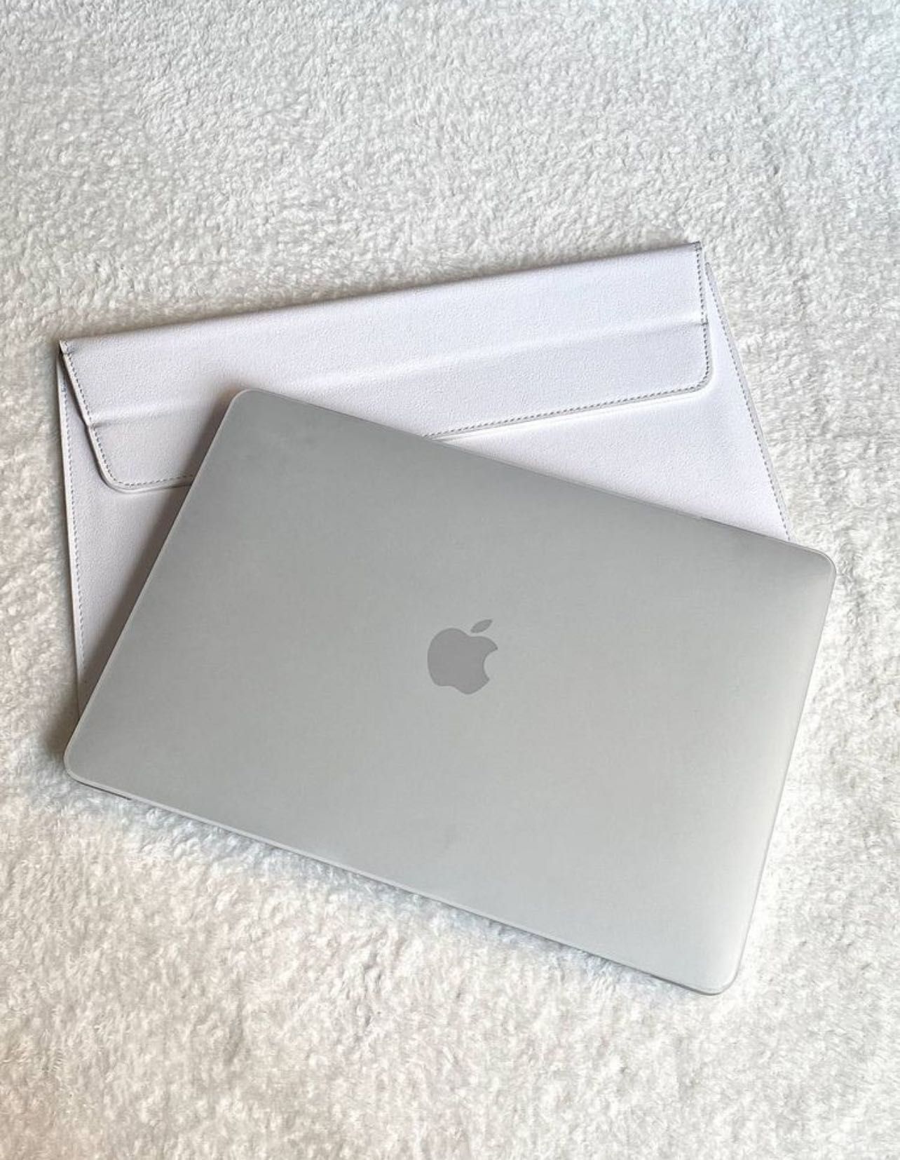 Чехол для MacBook Air 13.6" M2 (Model - A2681)