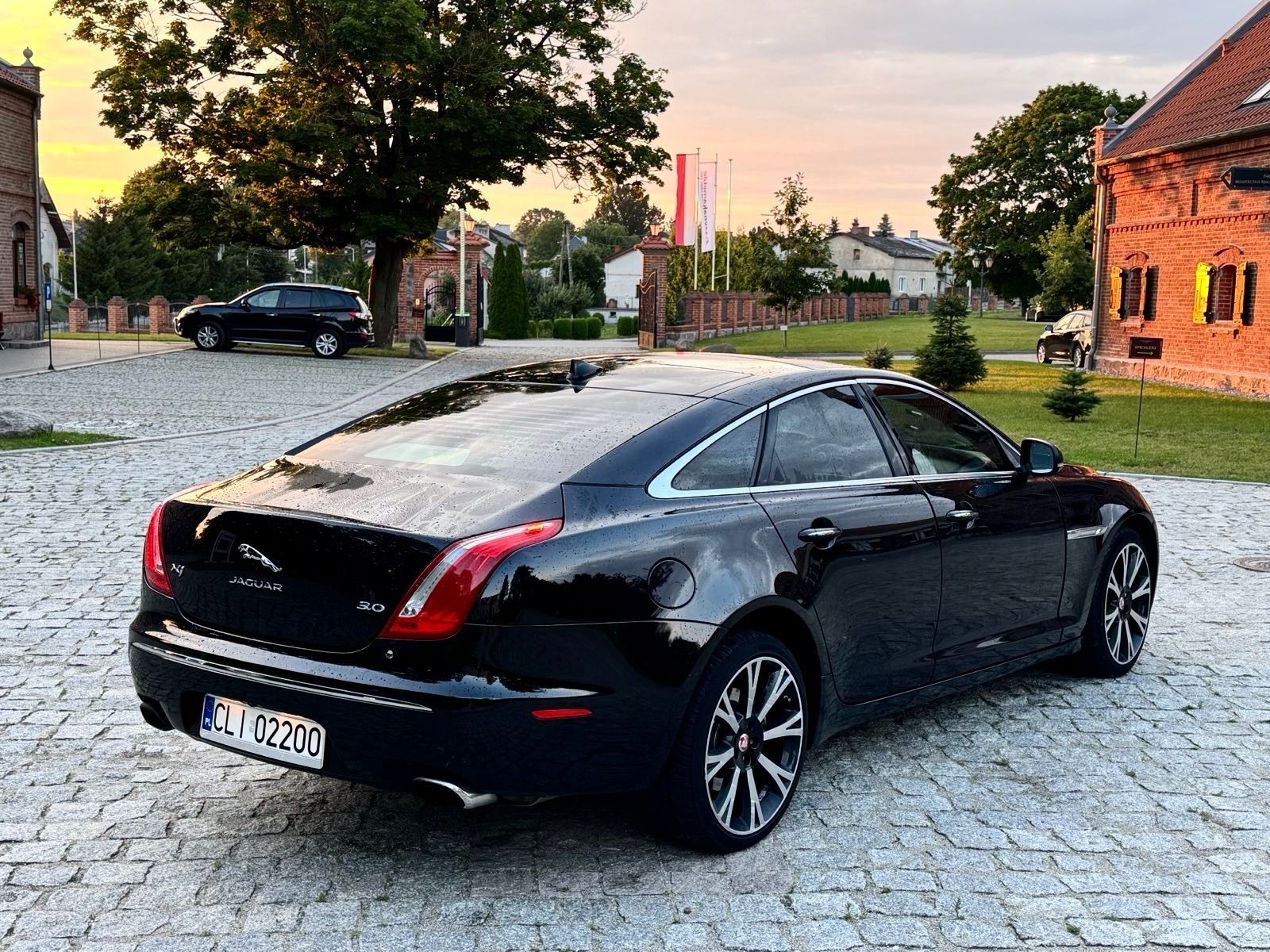 Jaguar XJ 2015r Long Portfolio 3.0T 340km 4x4 Max Opcja Stan Idealny Zamiana