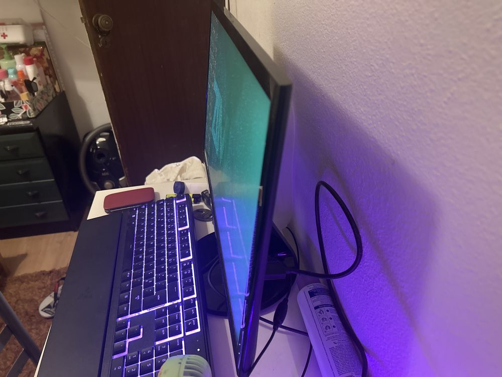 Monitor Samsung 24’ 60Hz