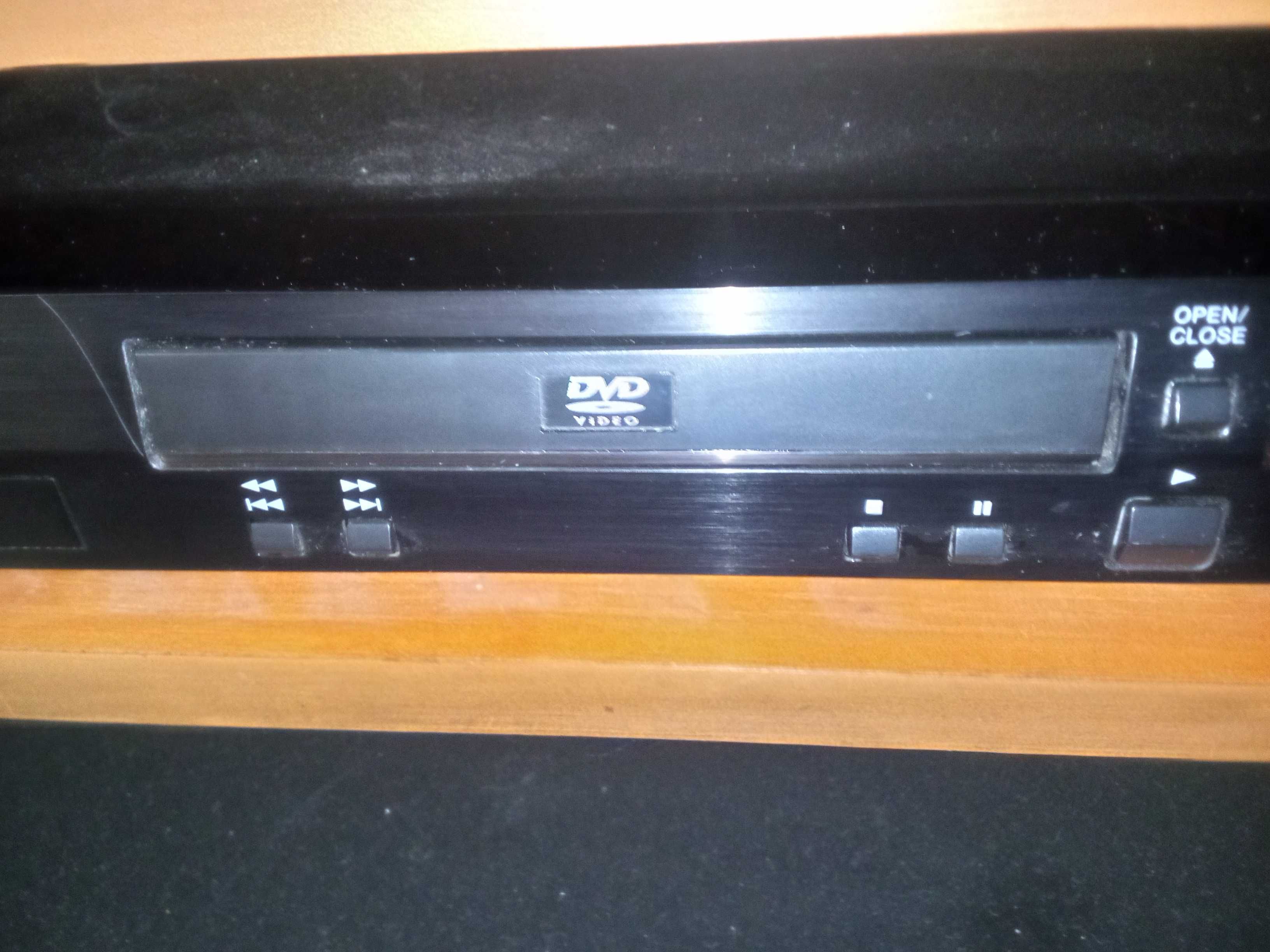 Odtwarzacz DVD CD Pioneer DV454