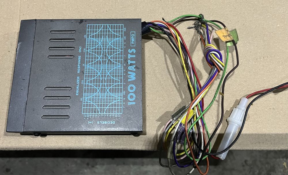 Усилитель эквалайзер roadmaster ea400n б/у работал, проверить немогу.