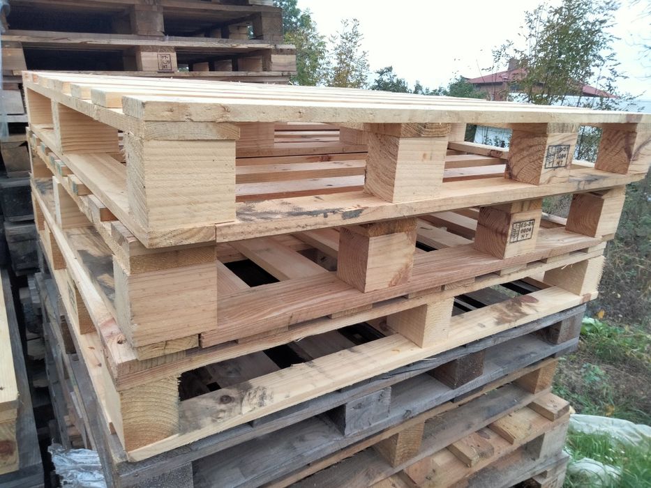 Palety drewniane 110x110cm lub 120x80cm