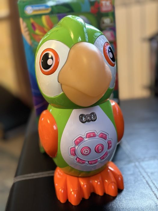 Інтерактивна папуга