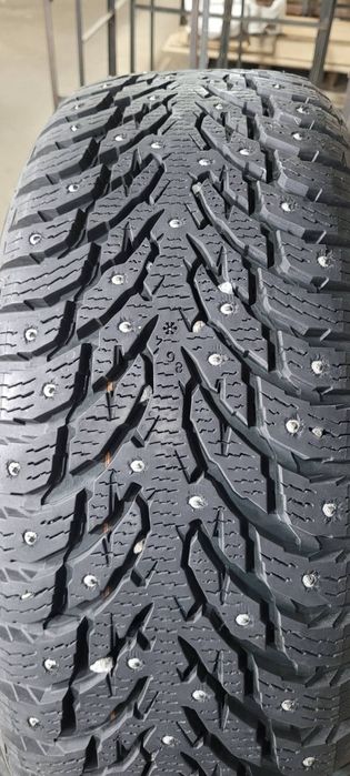 235/60 R18 107T XL (шип) Nokian Hakkapeliitta 9 SUV  зимние шины