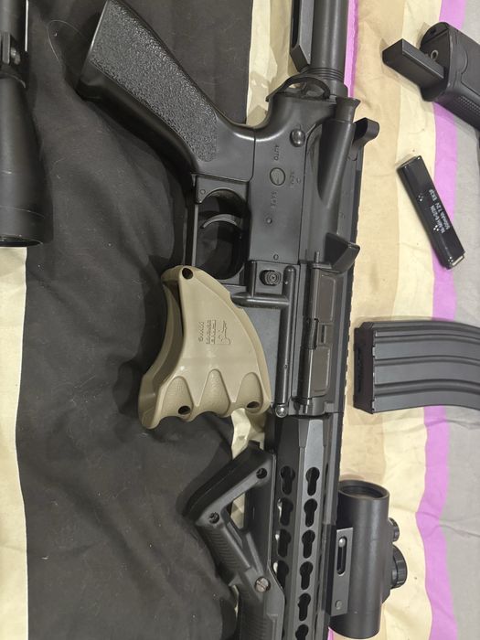 Vendo equipamento e armas de airsoft