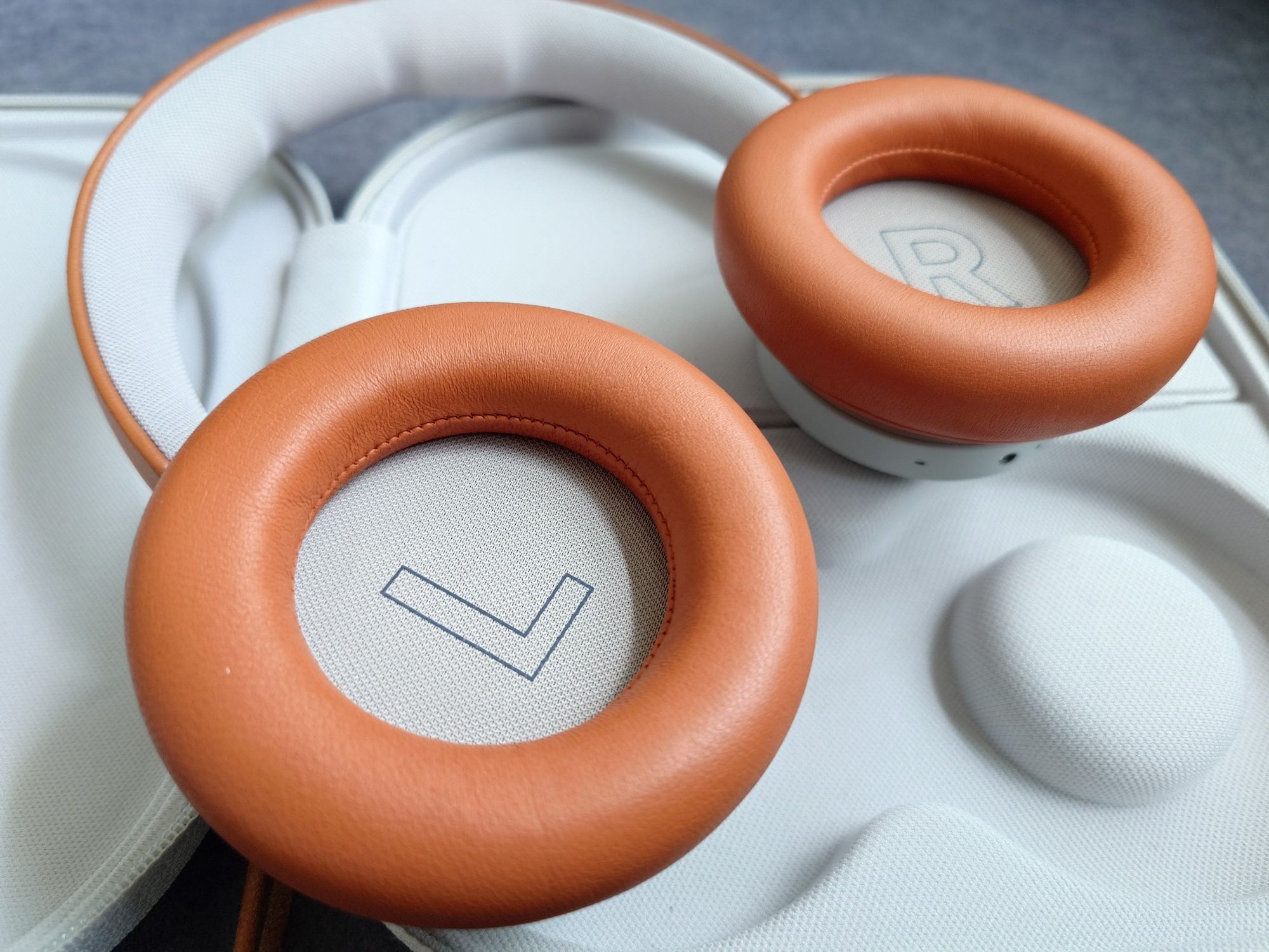 słuchawki Bang & Olufsen HX stan 5/6