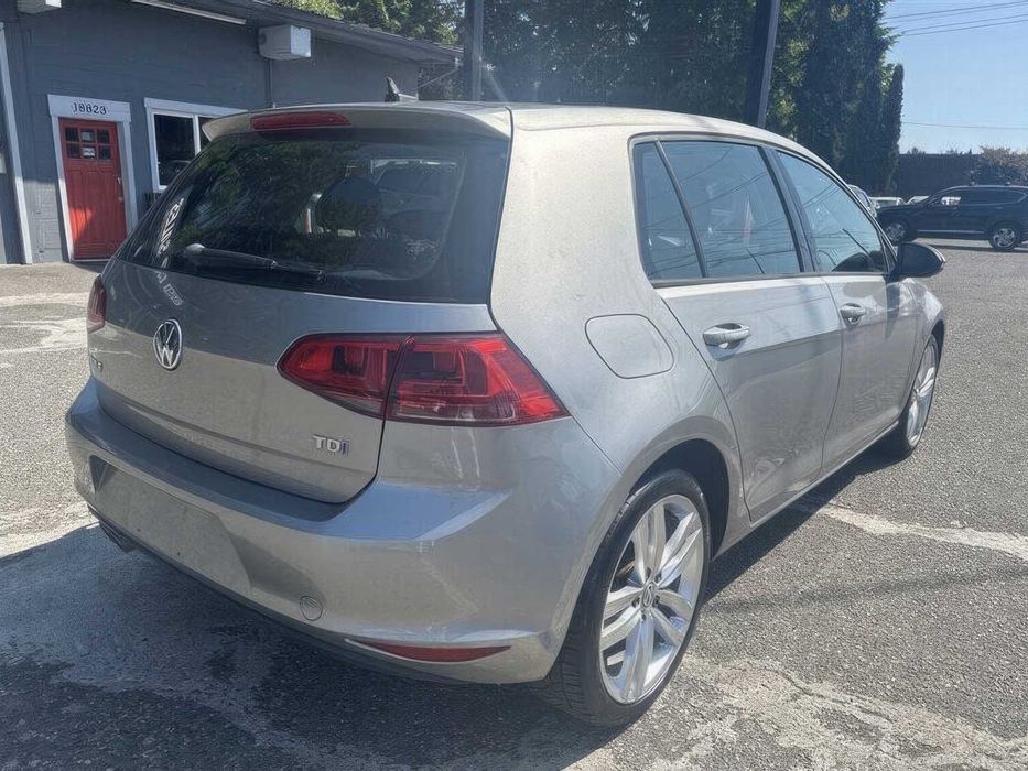 Volkswagen Golf      2015